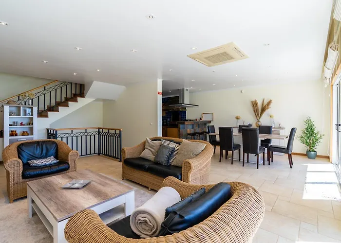 Infinite Ocean View 20m Above Ocean & * Arco da Calheta (Madeira)