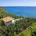Willa Infinite Ocean View 20m Above Ocean & Arco da Calheta (Madeira)