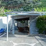 Infinite Ocean View 20m Above Ocean & *