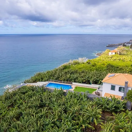 Infinite Ocean View 20m Above Ocean & Villa