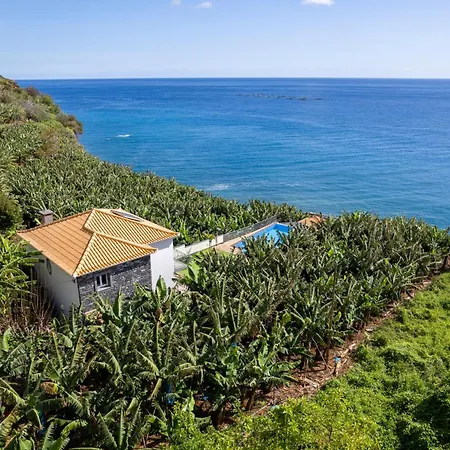 Villa Infinite Ocean View 20m Above Ocean & Arco da Calheta (Madeira)